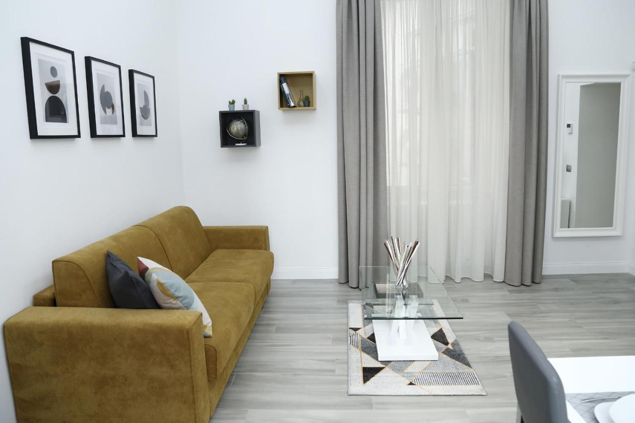 Duomo Platinum Apartments Nápoly Kültér fotó