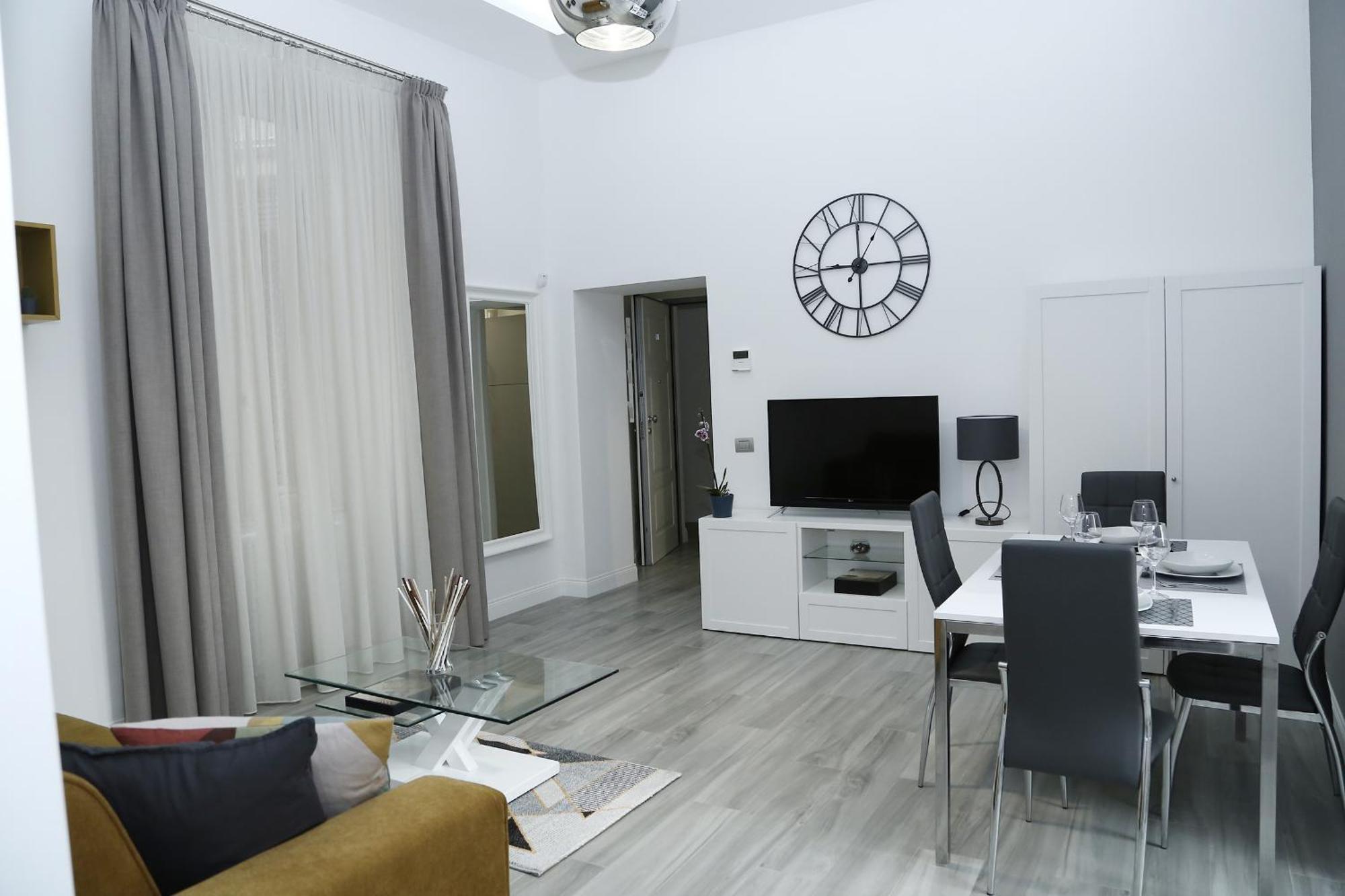 Duomo Platinum Apartments Nápoly Szoba fotó